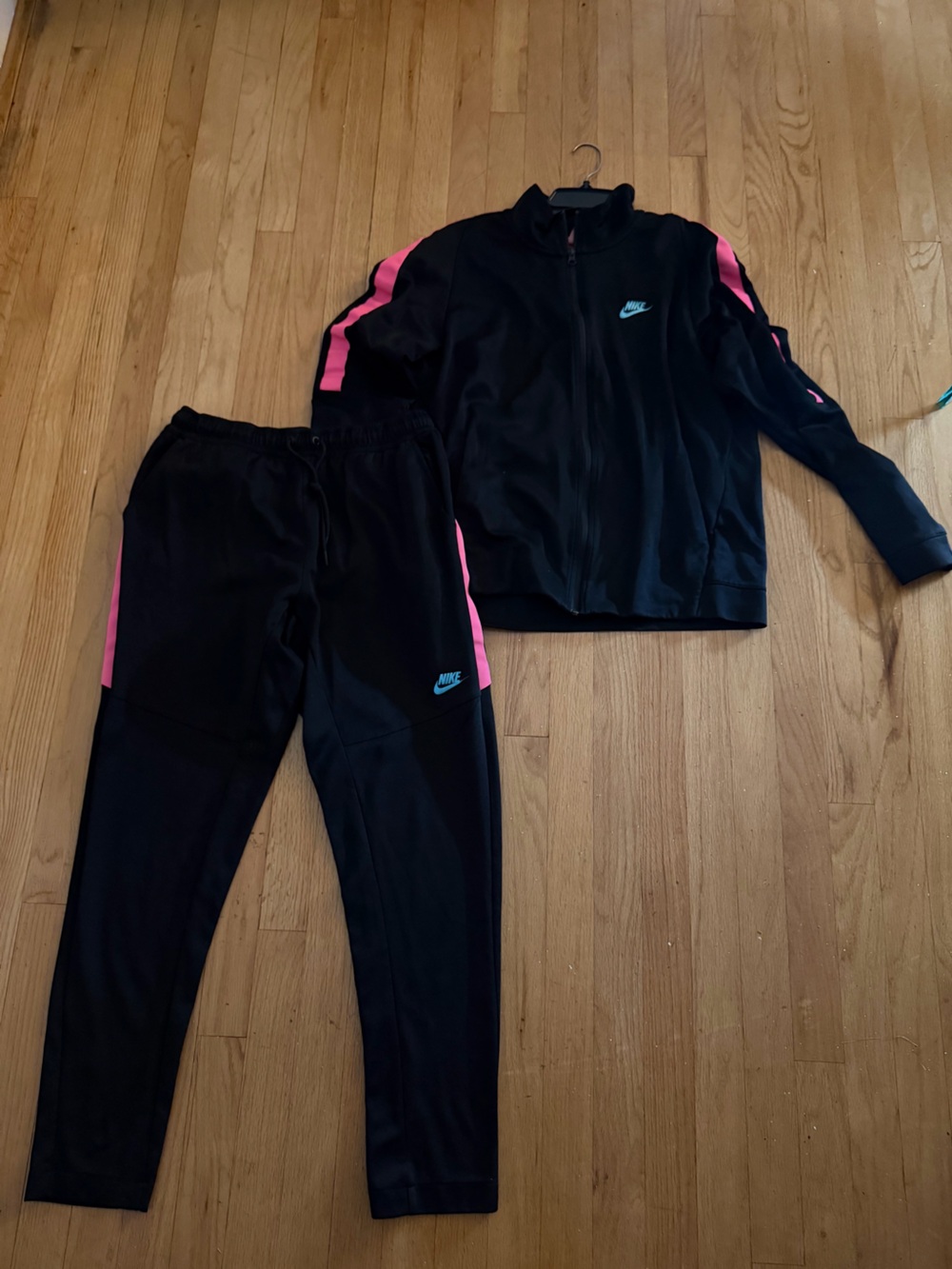 Nike Pink and Black sweatsuit